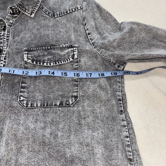 Jane + Delancey Chambray Top Gray Washed‎ Button-Up Long  Roll Tab Sleeves SzM - Picture 3 of 6
